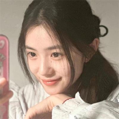 南国争春 海报